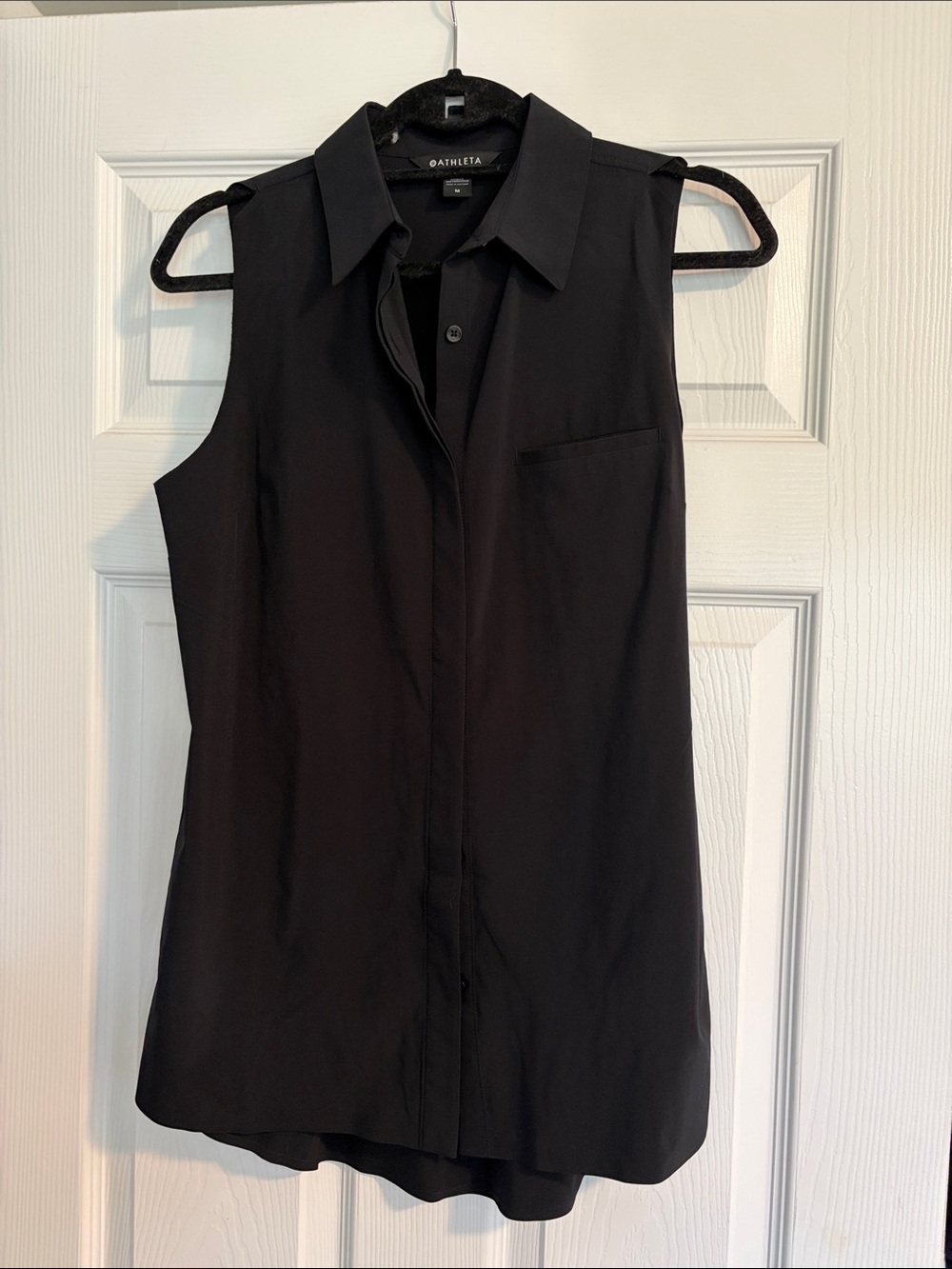 Athleta Black Sleeveless Button-Front Collared Top